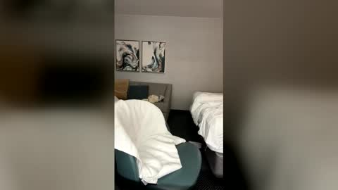 Snapshot of veinzilla chatting on February 24, 2026, 3:15 am veinzilla online show from February 24, 2026, 3:15 am