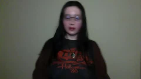 Snapshot of velira_ chatting on November 20, 2025, 4:23 am velira_ online show from November 20, 2025, 4:23 am