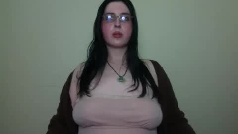 Snapshot of velira_ chatting on February 22, 2026, 4:57 am velira_ online show from February 22, 2026, 4:57 am