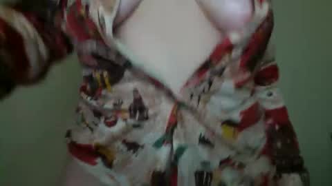 Snapshot of velira_ chatting on March 26, 2026, 3:45 am velira_ online show from March 26, 2026, 3:45 am