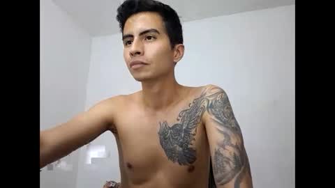 velk_hot1 online show from February 14, 2025, 12:51 am