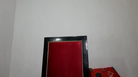 velk_hot1 online show from March 12, 2025, 12:42 am