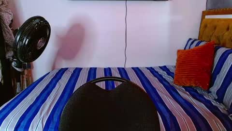 Snapshot of velk_hot1 chatting on June 9, 2026, 8:09 pm velk_hot1 online show from June 9, 2026, 8:09 pm