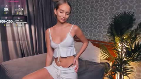 Snapshot of vellaford chatting on November 29, 2025, 11:24 am Eva online show from November 29, 2025, 11:24 am