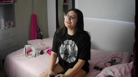 Velma online show from April 30, 2026, 11:27 am