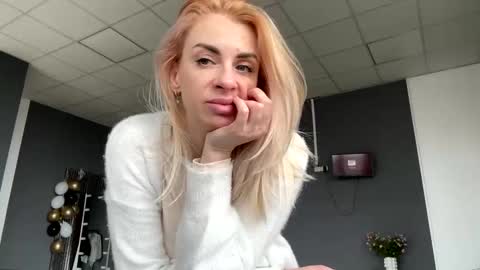 velour_kiss online show from March 17, 2026, 9:01 am