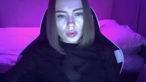 Snapshot of velour_myst chatting on July 28, 2026, 3:21 pm velour_myst online show from July 28, 2026, 3:21 pm