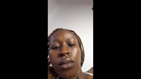 juicy pussy online show from March 6, 2026, 4:53 am