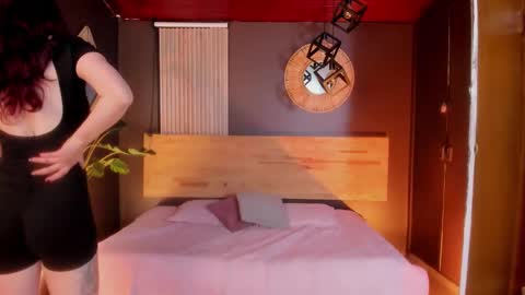 Isabella  online show from February 13, 2026, 12:23 pm