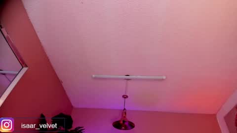 Snapshot of velvet_dreams_ chatting on May 13, 2026, 11:51 am Isabella online show from May 13, 2026, 11:51 am