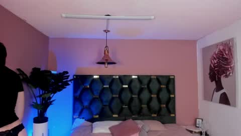 Snapshot of velvet_dreams_ chatting on July 22, 2026, 11:35 am Isabella online show from July 22, 2026, 11:35 am