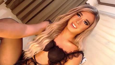 Richy will make you fall in love online show from February 17, 2025, 8:15 pm