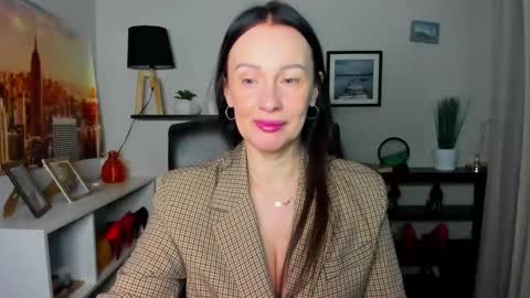 Jasmine online show from December 23, 2025, 6:33 am