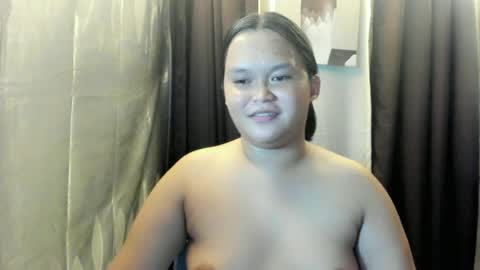 Snapshot of velvet_jess chatting on June 12, 2026, 6:23 am call me jessie online show from June 12, 2026, 6:23 am