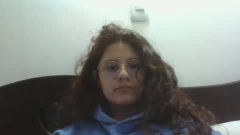 Snapshot of velvet_moon_v chatting on April 22, 2026, 6:16 am velvet_moon_v online show from April 22, 2026, 6:16 am