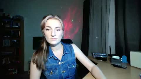 velvet_shadow_ online show from June 23, 2026, 7:01 pm