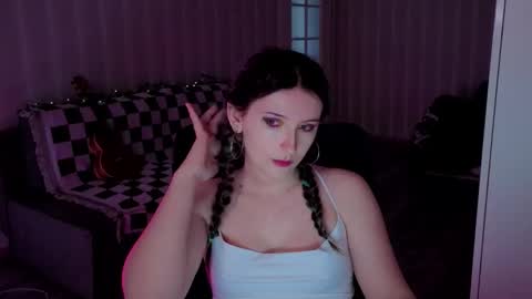 Violet online show from May 15, 2026, 12:45 pm