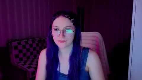 Violet online show from June 18, 2026, 10:58 pm