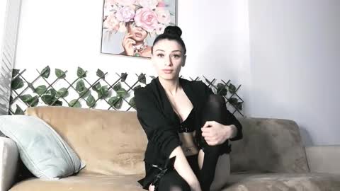 Snapshot of velvetnovaa chatting on November 28, 2025, 7:11 am velvetnovaa online show from November 28, 2025, 7:11 am