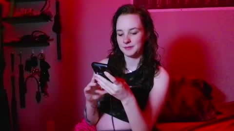 velvetravenx online show from March 14, 2026, 1:55 am