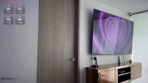 Velvet online show from September 16, 2025, 7:59 pm