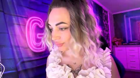 MERYEM online show from March 15, 2026, 6:58 pm