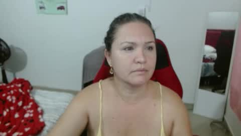 venecasexy44 online show from October 5, 2025, 9:29 am