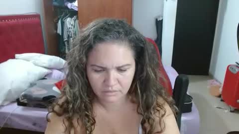 venecasexy44 online show from November 30, 2025, 8:51 am