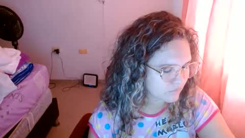 Snapshot of venecasexy44 chatting on May 26, 2026, 12:23 pm venecasexy44 online show from May 26, 2026, 12:23 pm