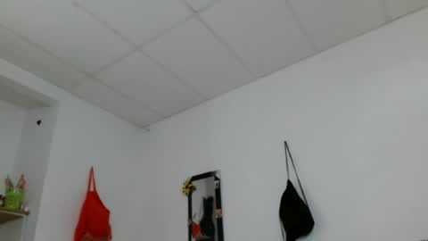 venecasexy44 online show from July 8, 2026, 2:10 pm