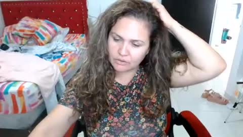 venecasexy44 online show from July 30, 2026, 4:39 pm
