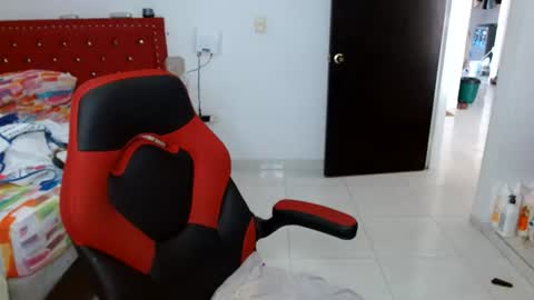 venecasexy44 online show from July 31, 2026, 1:32 pm