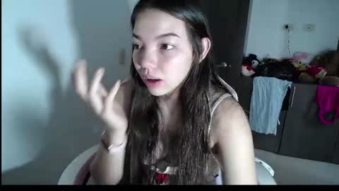 Snapshot of venelope1 chatting on July 26, 2026, 2:02 pm Venelope 3 online show from July 26, 2026, 2:02 pm