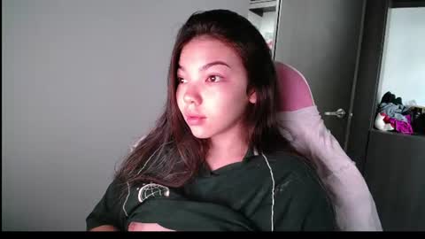 Snapshot of venelope1 chatting on July 27, 2026, 2:02 pm Venelope 3 online show from July 27, 2026, 2:02 pm