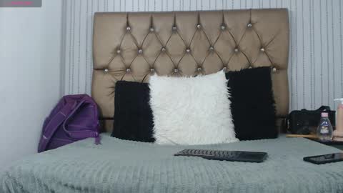 Snapshot of veneno_hot chatting on January 30, 2025, 5:06 pm veneno hot online show from January 30, 2025, 5:06 pm