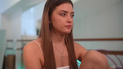 Snapshot of venera_style chatting on December 17, 2024, 10:12 am VENERA online show from December 17, 2024, 10:12 am