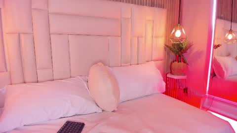 venez sofia  online show from July 10, 2026, 11:07 pm