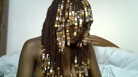 venom_kisses5050 online show from February 19, 2026, 11:45 pm