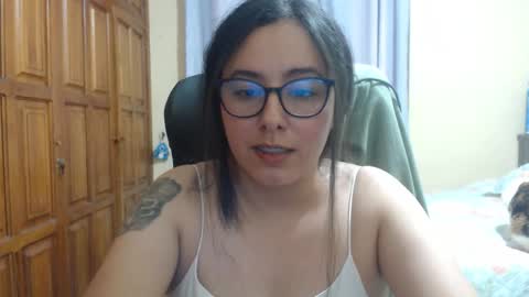 Venus online show from December 2, 2025, 1:55 am