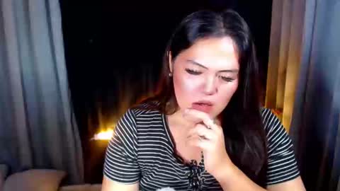 I am Colly Your mystery girl online show from June 3, 2026, 2:33 pm