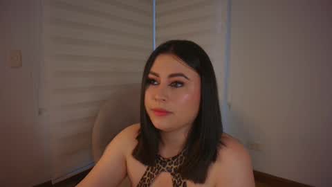 Venus online show from October 22, 2025, 10:20 pm