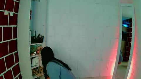 emily independent account  MY conextion 1100 GTM  to  17hr GTM online show from January 6, 2025, 5:27 pm