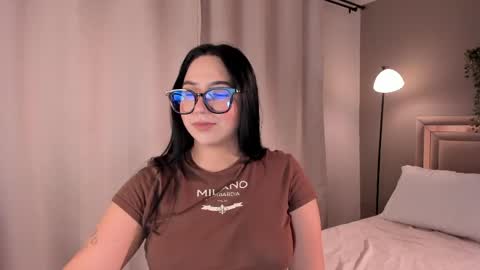 Snapshot of venus_reid chatting on April 22, 2026, 5:32 am venus_reid online show from April 22, 2026, 5:32 am
