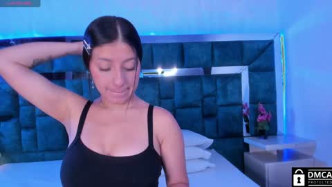 Snapshot of venus_velez chatting on January 13, 2025, 1:28 pm Venus online show from January 13, 2025, 1:28 pm