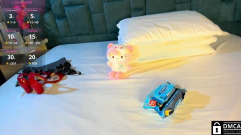 Snapshot of venus_velez chatting on March 6, 2025, 12:19 pm Venus online show from March 6, 2025, 12:19 pm