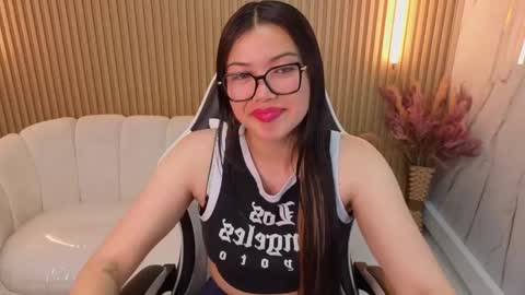 Venus  online show from November 21, 2025, 8:07 pm