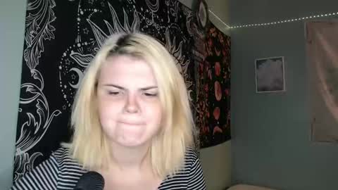 Snapshot of venusastar chatting on September 9, 2025, 11:15 pm Miss Venus online show from September 9, 2025, 11:15 pm