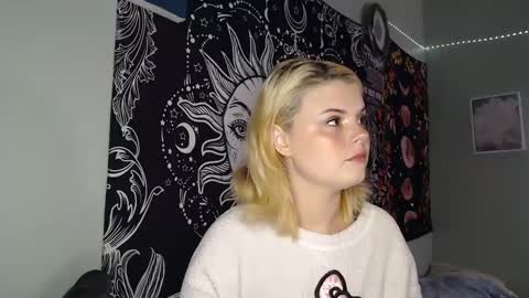 Snapshot of venusastar chatting on September 11, 2025, 1:55 pm Miss Venus online show from September 11, 2025, 1:55 pm