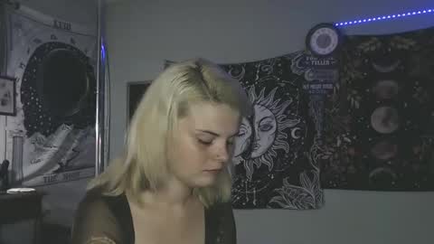 Miss Venus online show from October 23, 2025, 11:14 pm