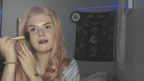 Snapshot of venusastar chatting on November 19, 2025, 2:50 pm Miss Venus online show from November 19, 2025, 2:50 pm